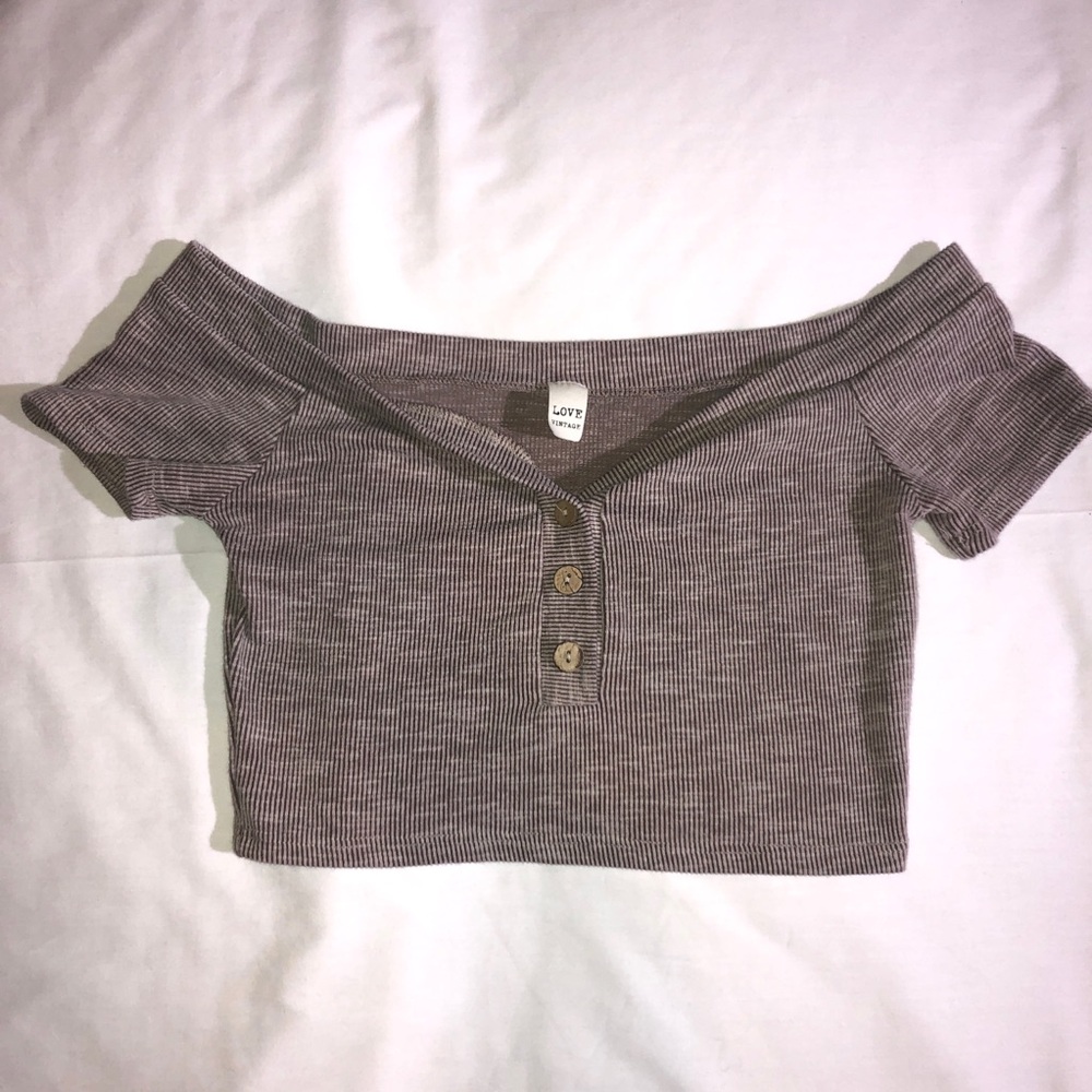 Women’s size M Love Vintage off the shoulder crop top. Ribbed. Brown & white.